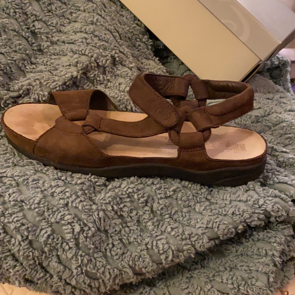 TEVA women’s sandals